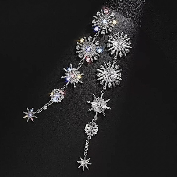 White 18K GP Star North Star Oversized Drop Dangle Earrings - Picture 2 of 3